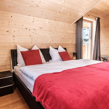 Вилла Heidi Chalets Falkert Heidialm - Chalets Bergwinter Патергассен Экстерьер фото